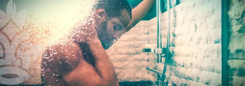 Ga Onder Een Ijskoude Douche Staan